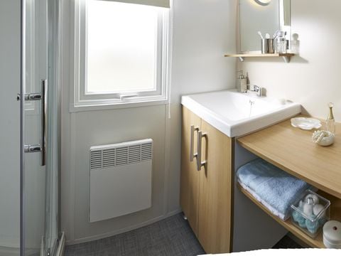 MOBILHOME 8 personnes - Rapidhome Modèle  3 chambres - 2 salles d'eau - Terrasse couverte