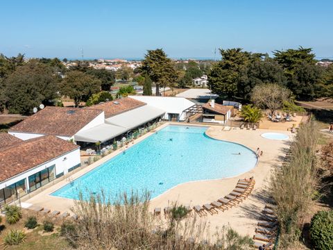 Slow village Ile de Re - Camping Charente-Maritime