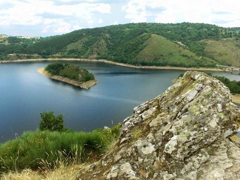 Village Vacances Chaudes Aigues - Camping Cantal - Image N°34