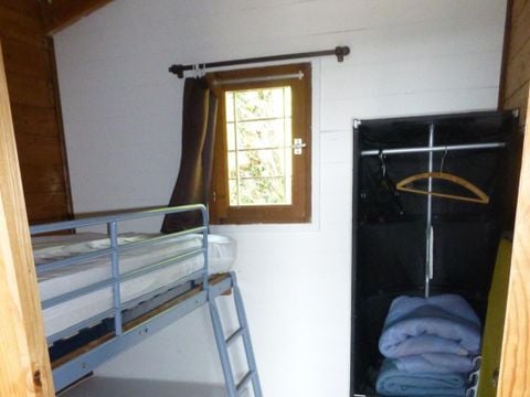 CHALET 4 people - STANDARD - without sanitary facilities