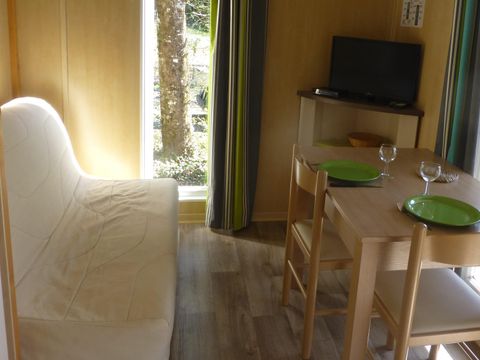 CHALET 2 personnes - Noisette Confort 16m² (1 chambre) - Terrasse couverte 8m² - TV