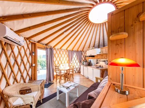 TENT 6 people - Medium Yurt 3 Rooms 4/6 persons Air conditioned