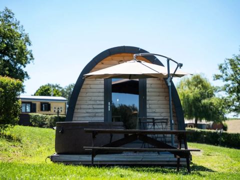 UNUSUAL ACCOMMODATION 4 people - Lodge des Bois 2 Rooms 2/4 People (2 adults + 2 children under 12) + Jacuzzi