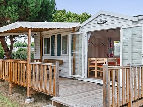 MOBILHOME 6 personnes - Comfort Plus | 3 Ch. | 6 Pers. | Terrasse Couverte | 2 SDB | TV