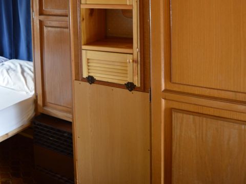 CARAVAN 2 people - With water and private bathroom (no shower)