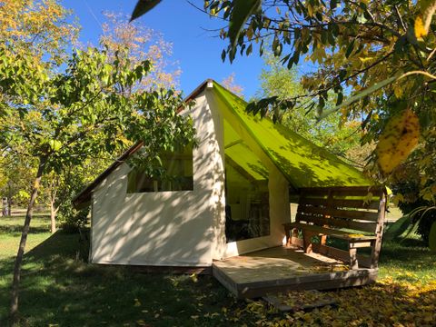 CANVAS AND WOOD TENT 5 people - 12 INSOLITE NATURE Ecolodge tent 21m² - 2 bedrooms