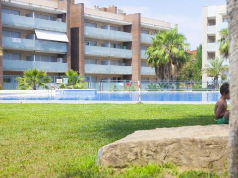 Apartamentos Ibersol Spa Aqquaria Suites - Camping Tarragona