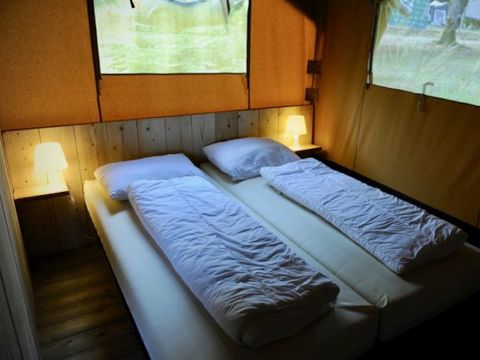 TENTE TOILE ET BOIS 5 personnes - Greenlodge avec sanitaire privé