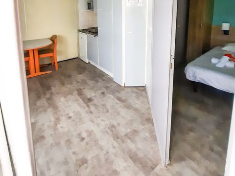 APARTMENT 2 people - 2 Rooms 2 pers