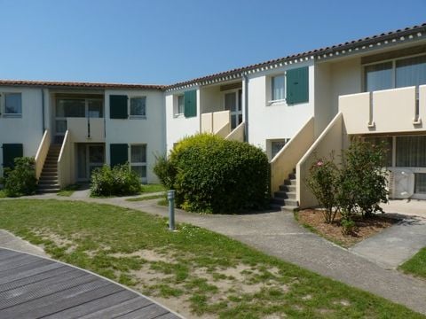 APARTMENT 6 people - "Rez-de-jardin" 3 Rooms 6 pers