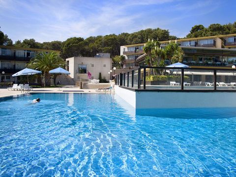 Comptat Sant Jordi Appart'hôtel  - Camping Girona