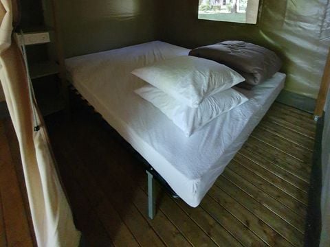 LODGE 4 people - Mini-Wood on canvas stilts, without sanitary facilities, for 4 persons