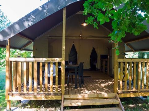 LODGE 4 people - Mini-Wood on canvas stilts, without sanitary facilities, for 4 persons