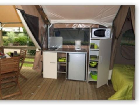 CANVAS AND WOOD TENT 5 people - Lodge VICTORIA 30m² - Luxury finish (Sunday to Sunday)