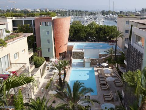 Pierre & Vacances Premium Résidence Port Prestige - Camping Alpes-Maritimes