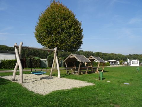 Vakantiepark Duinhoeve - Camping Loon op Zand