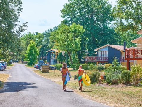 FranceComfort - Résidence Château de Salles - Camping Gironde - Image N°5