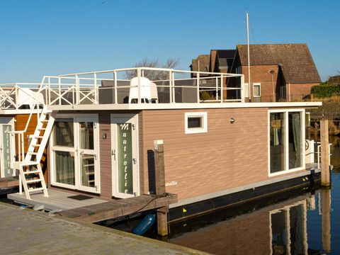 Houseboats Lemmer - Camping De Friese Meren - Image N°9