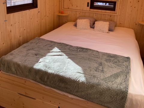 HÉBERGEMENT INSOLITE 4 personnes - Cabane du campeur (10 m² - 1 ch.)