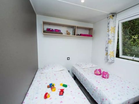 MOBILHOME 4 personnes - Cottage Romarin 3 Pièces 4 Personnes Climatisé Spa Privatif