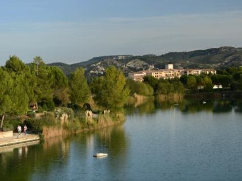 Pierre & Vacances Residence Les Coteaux de PontRoyal - Camping Bouches-du-Rhone - Image N°9