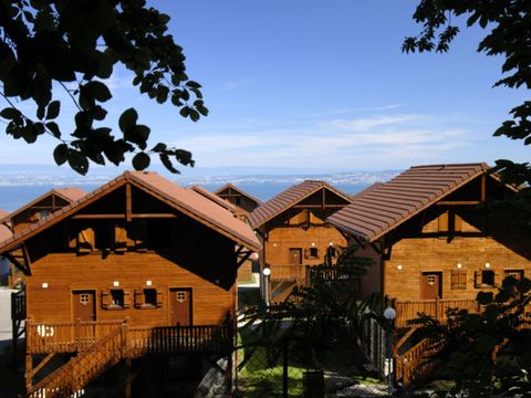 Les Chalets d'Evian - Camping Haute-Savoie - Image N°9
