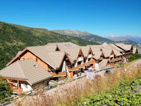 Residence L'Ecrin des Neiges - Camping Savoie - Image N°3