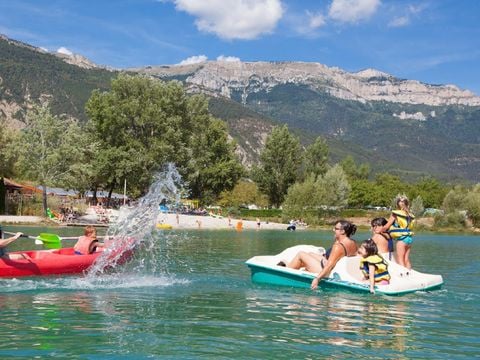 Villatent le Lac Bleu - Camping Drome - Image N°9