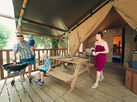CANVAS AND WOOD TENT 4 people - Safari Tent