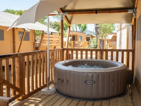 TENTE TOILE ET BOIS 5 personnes - Tente Safari Confort Jacuzzi