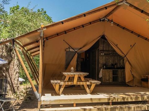 CANVAS AND WOOD TENT 5 people - Safaritent Comfort Jacuzzi