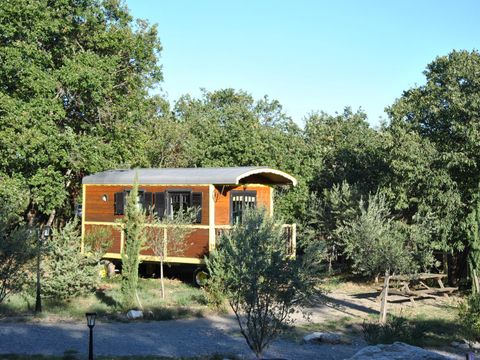 LODGE 2 people - Air-conditioned gypsy caravan (Nuit d'Amour stay) / Private spa and romantic atmosphere / 2 people included