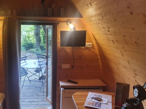 UNUSUAL ACCOMMODATION 3 people - Air-conditioned forest hut ( with breakfast and private Spa unlimited access ) / 2 pers included