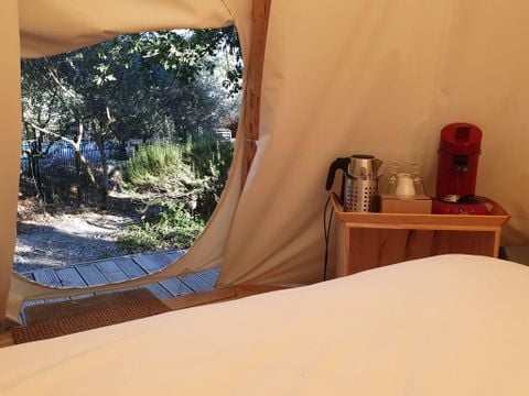 TENT 2 people - TIPI LODGE 6 m² for 2 people with breakfast and private Jacuzzi with unlimited access