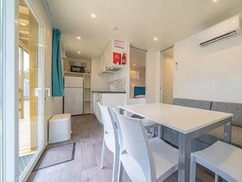 MOBILE HOME 4 people - Premium | 2 Bedrooms | 4 Pers | Raised terrace | Air conditioning | TV