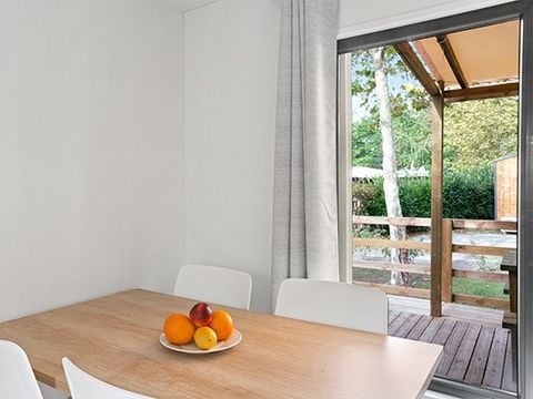 MOBILHOME 6 personnes - Mobil-home | Premium | 3 Ch. | 6 Pers. | Terrasse surélevée | Clim. | TV