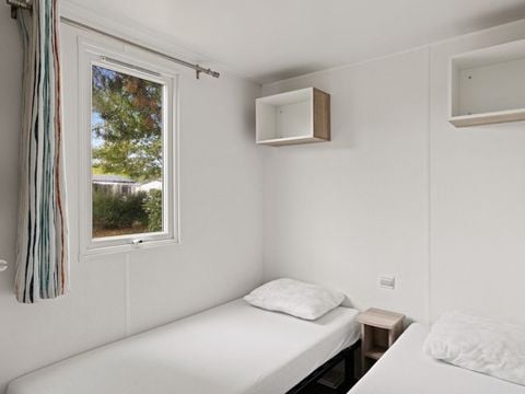 MOBILE HOME 4 people - Mobile-home | Comfort XL | 2 Bedrooms | 4 Pers. | Raised terrace | Air-con.