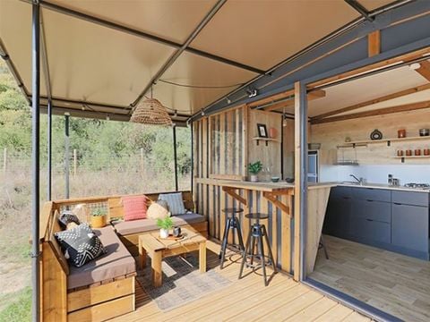 UNUSUAL ACCOMMODATION 5 people - Tiny Lodge 2 bedrooms 5 people