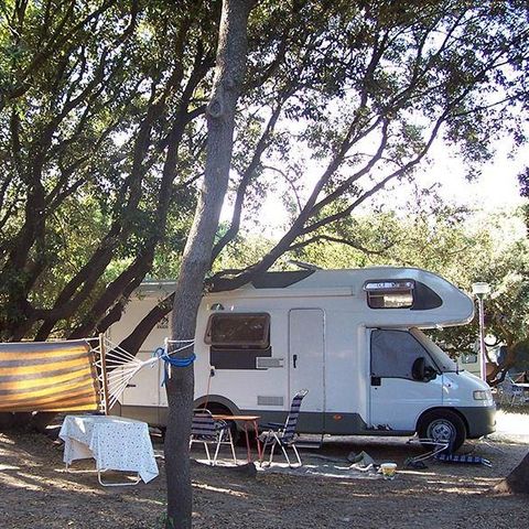 EMPLACEMENT - Emplacement camping-car