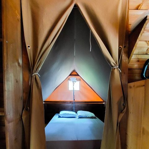 TENTE TOILE ET BOIS 4 personnes - Cabane “Tribu” avec cuisine, sans salle de bain