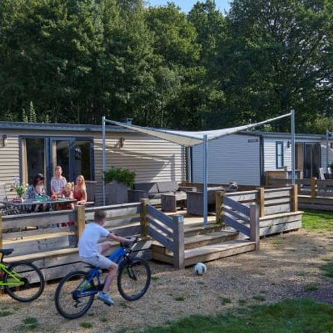 STACARAVAN 6 personen - Elegance 3 slaapkamers (6pers) met terras