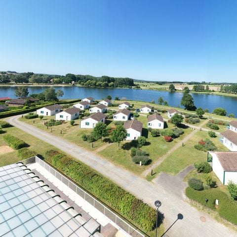 Camping Village De Chalets - Camping Sarthe - Image N°2