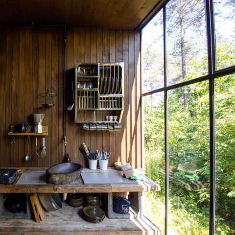 UNUSUAL ACCOMMODATION 5 people - Tiny house Treetrunk with hot tub