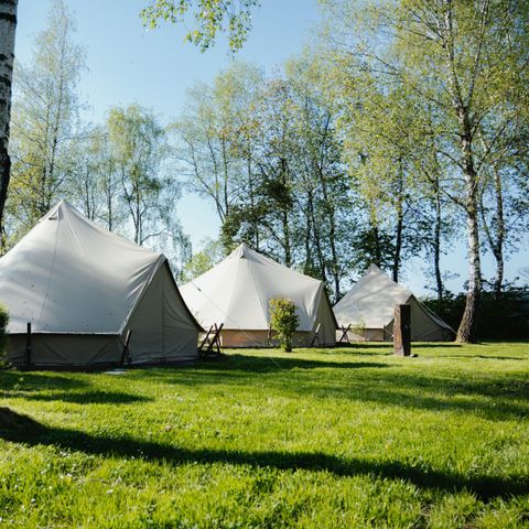 UNUSUAL ACCOMMODATION 4 people - Tipi