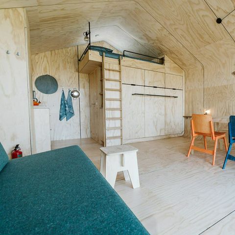 UNUSUAL ACCOMMODATION 4 people - Tiny house Wraphouse Bear