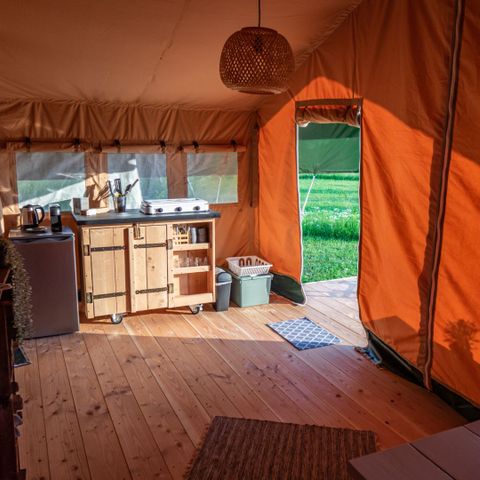 CANVAS AND WOOD TENT 4 people - Hoeve Klein Haneveld - safari tent 4 persons