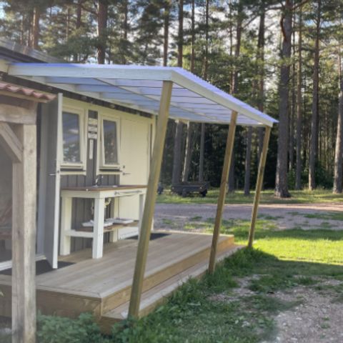 CANVAS AND WOOD TENT 4 people - incl. private sanitary facilities