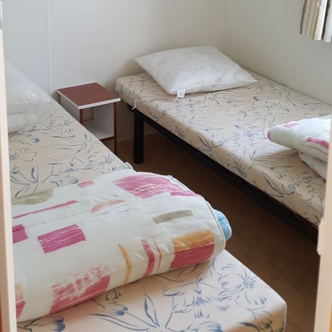 Stacaravan 5 personen - EVASIE 2 slaapkamers 4/5 personen