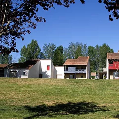 Village de Gites Le Bretou - Camping Dordogne