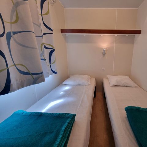 STACARAVAN 6 personen - 6 personen 3 slaapkamers